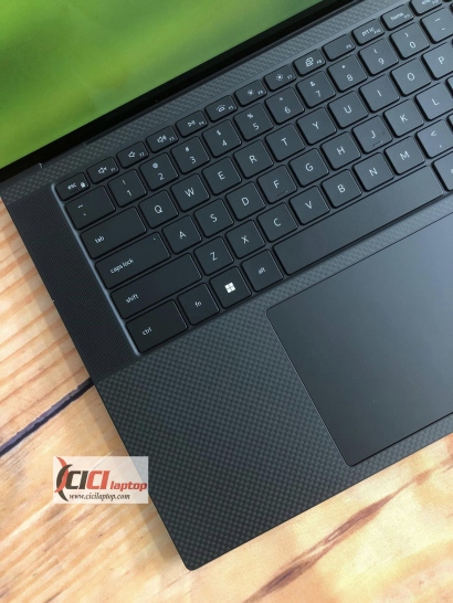 Dell Precision 5560