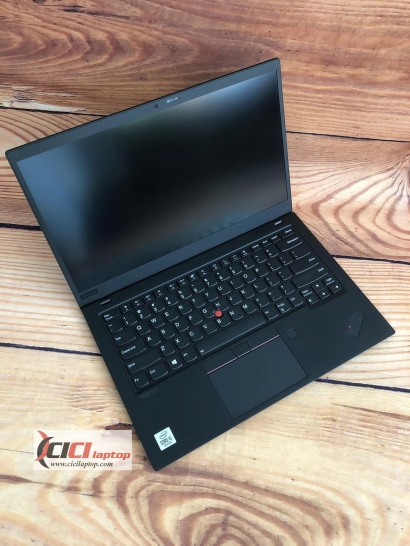 Lenovo X1 Carbon Gen 7