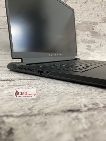 Dell Precision 5560