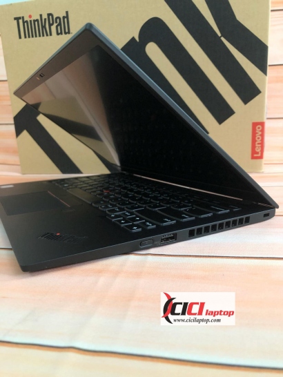 Thinkpad X1 Carbon Gen 7