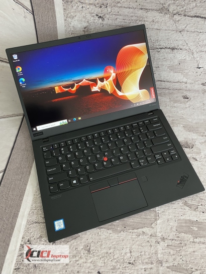 Lenovo X1 Carbon Gen 7