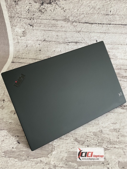 Thinkpad X1 Carbon Gen 7